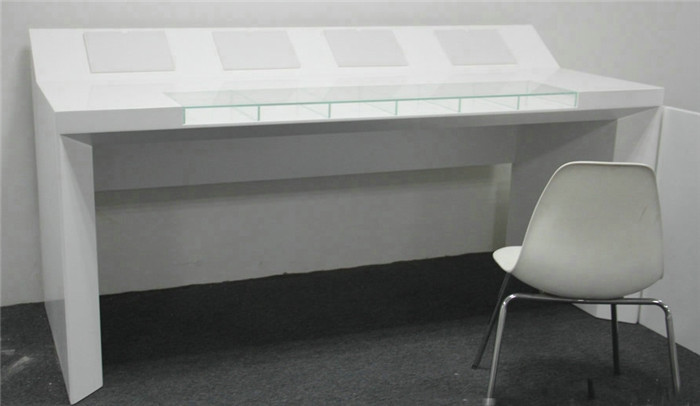 中信操作臺(tái)