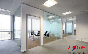 辦公隔斷的類型你知道多少呢？